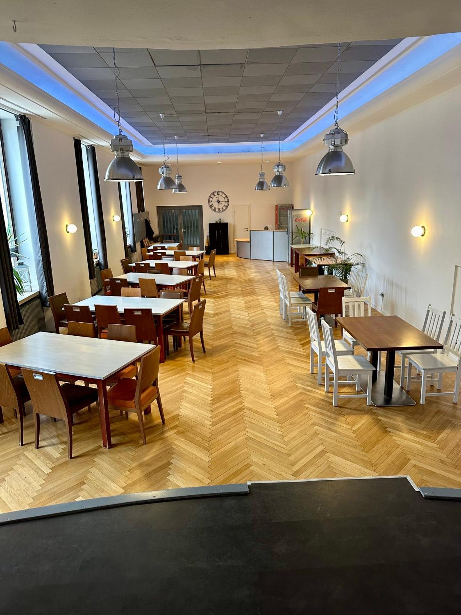Hotel Kastanienbaum แฮร์โซเกนเอารัค ภายนอก รูปภาพ
